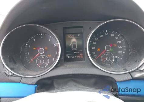 2013 Volkswagen Jetta Sportwagen 2.5L S z USA, uszkodzony, nr VIN 3VWPP7AJ7DM693966